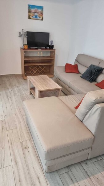 Trapezului, 2 camere decomandat, centrala termica, bloc 2021 prox. metrou.